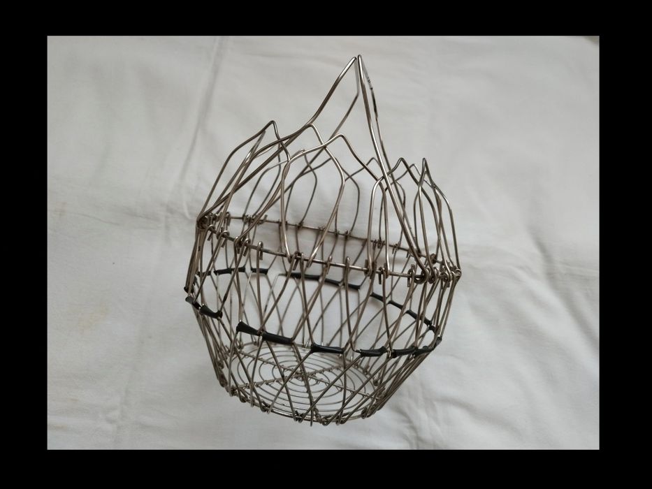 Стара метална кошница за яйца, Стара ножица, тока