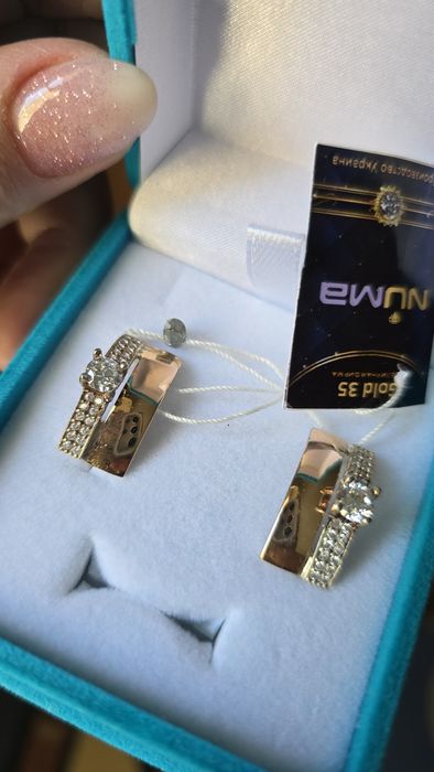 Продам серьги,, новые!!!