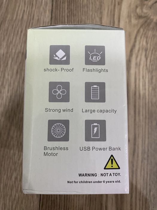 ручной вентилятор и поуер бенк