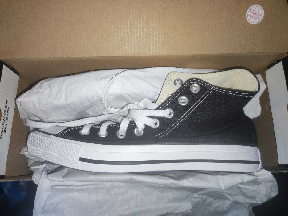 converse all Star 850 000 Olx