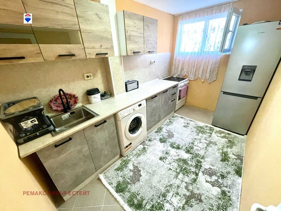 Продава се Тристаен апартамент в Русе, Здравец - 70 кв.м за 1623 €/кв.м - Снимка #5