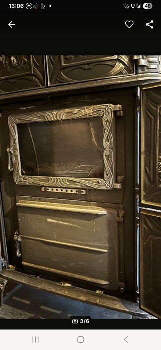 Sobă din fontă foarte veche  o adevărată bijuterie