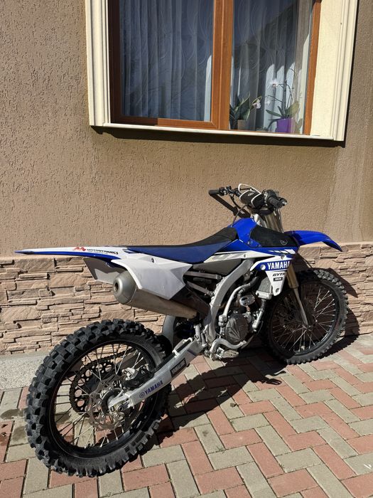 mobră yamaha yz450f