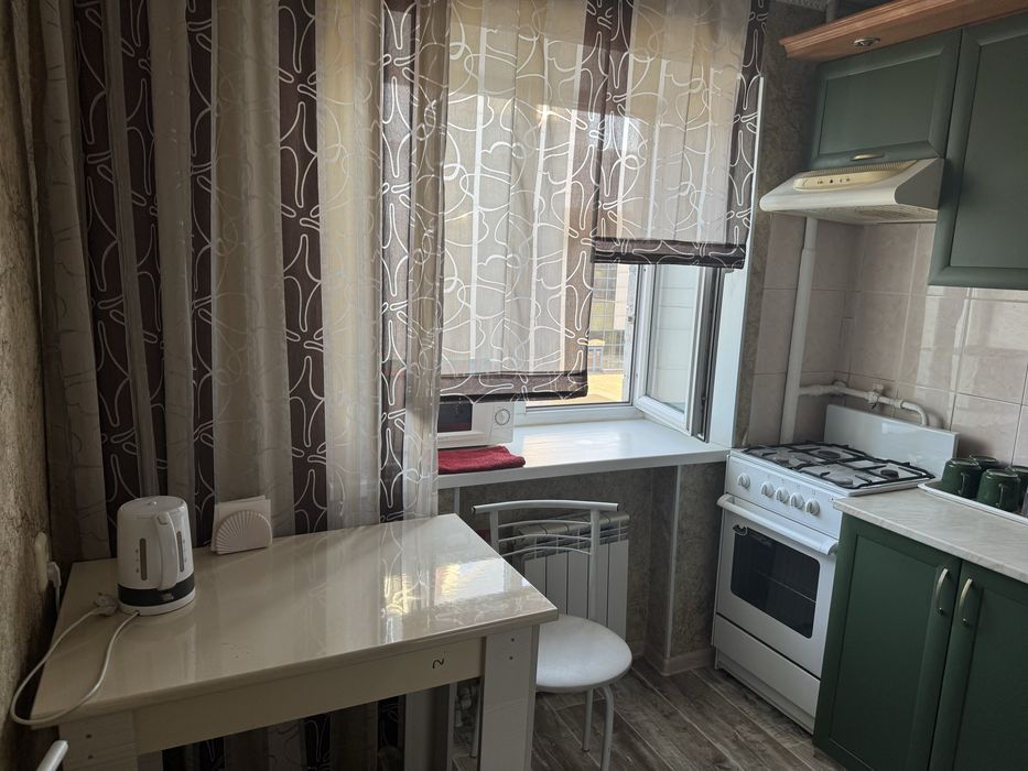 Сдаю  посуточно 1 ком квартиру