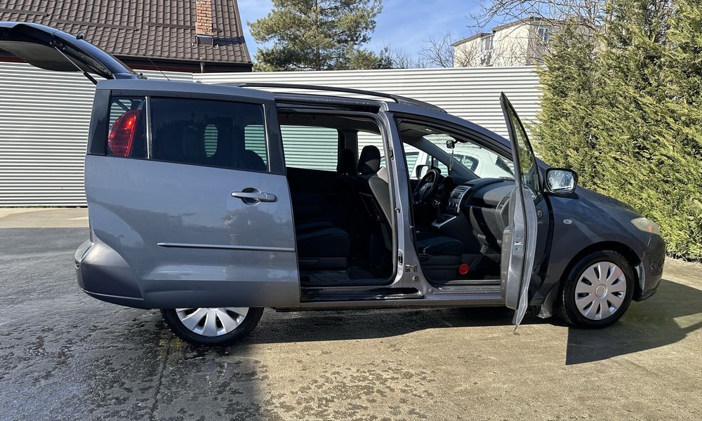 Vand Mazda 5 cu 7 locuri