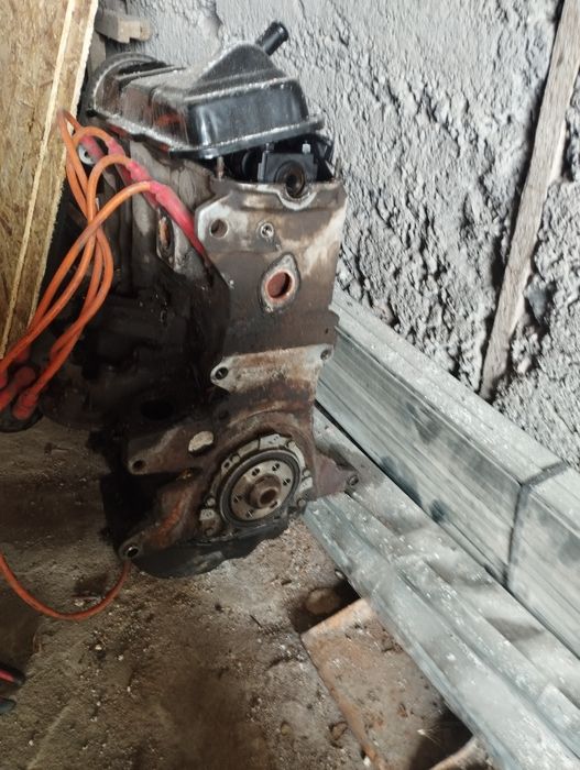 Продам двигатель