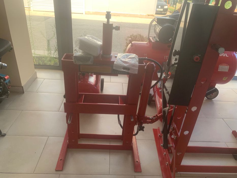 Преса 10 т. Хидравлична нова