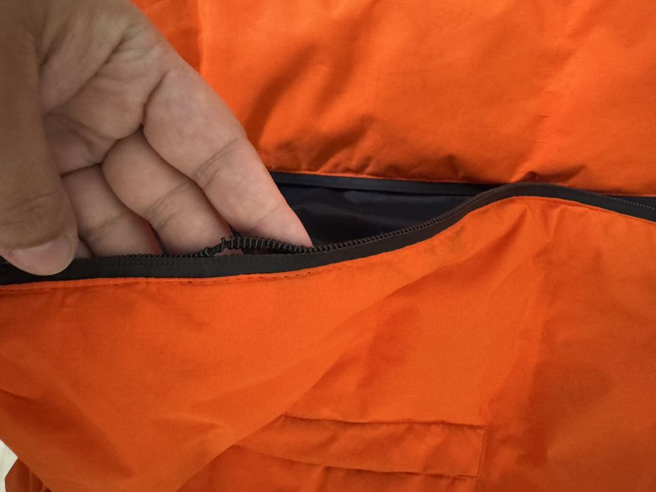 Продам куртку на мальчика 12-13 лет