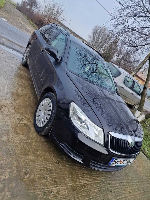 Vând Skoda Octavia 2