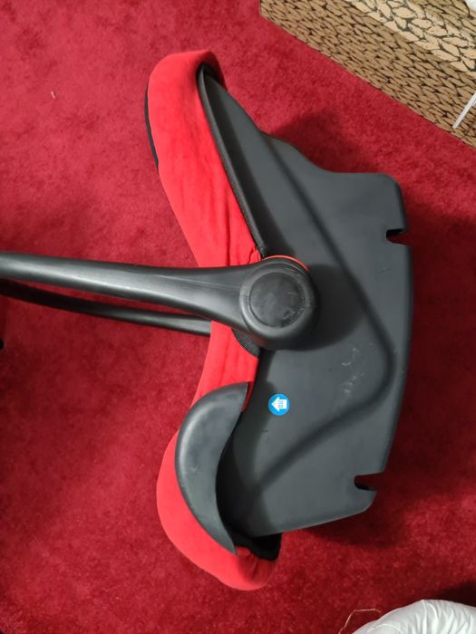 Scoica ( cosulet)  auto 0-11 kg Berber