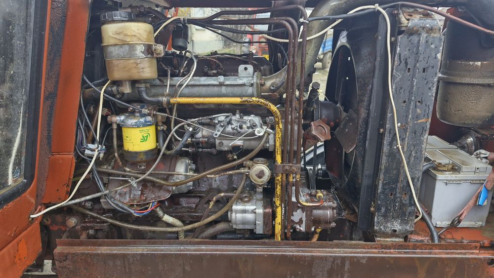 Vând tractat fiat 780