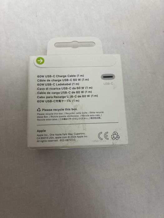Оригинал зарядка от Apple!