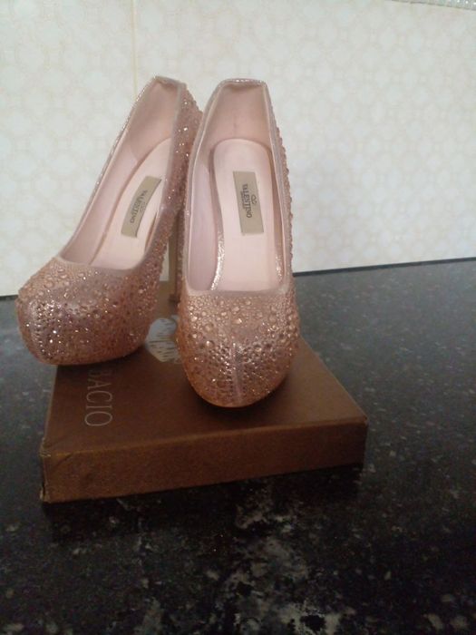 Вечерний туфли,размеры 37 больше