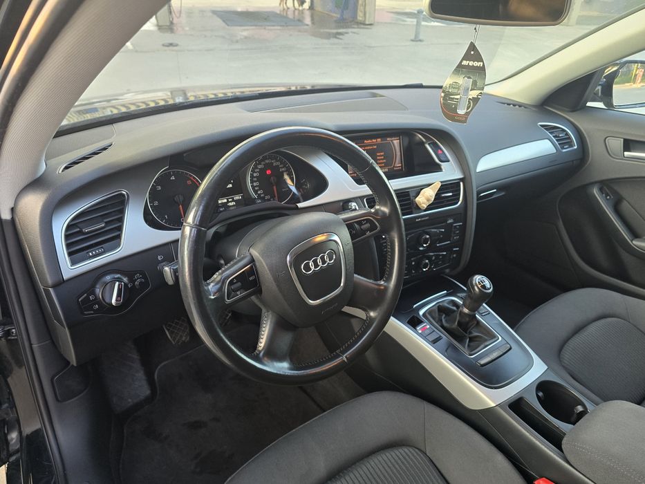 Vand Audi A4 B8 2.0TDI