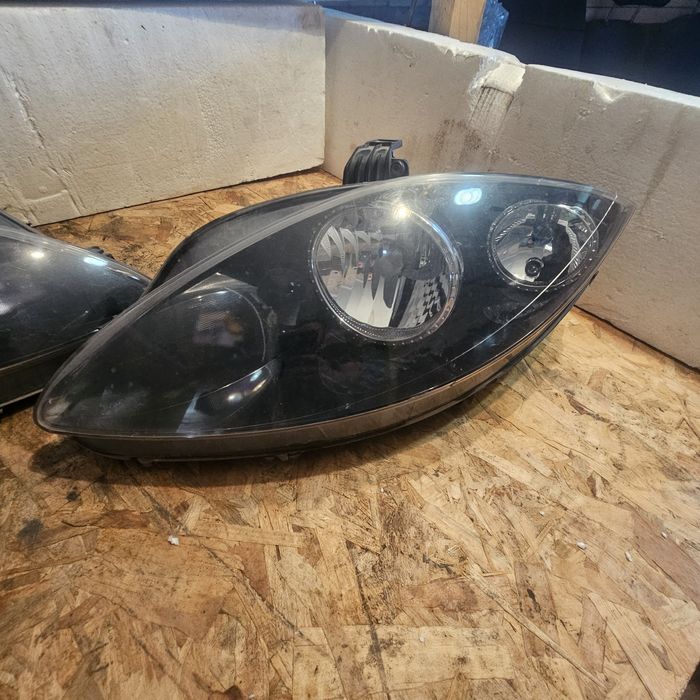 Фарове за Сеат Леон.