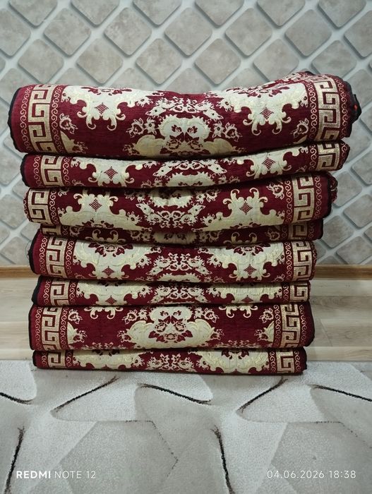 Курпача Версаче новые 3м×70см.4 шт.