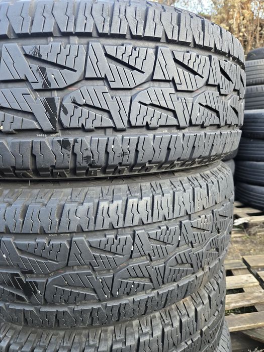 4бр. 265 65 17 Bridgstone всесезонни.