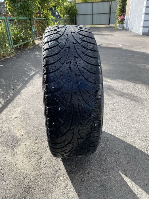Продам зимнюю резину R16