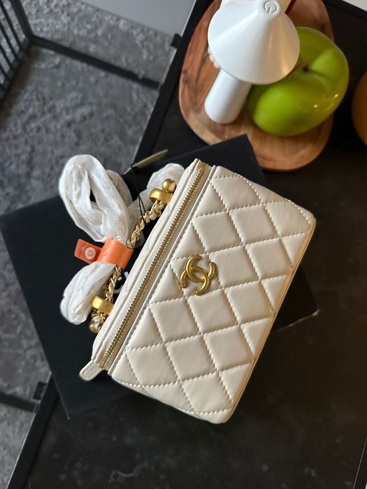 Vanity дамска чанта chanel