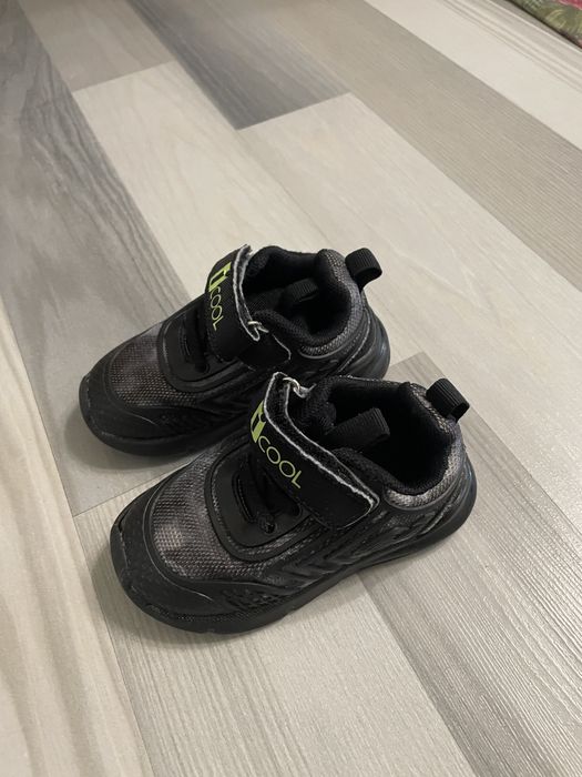 Продаю детскую обувь для Мальчиков