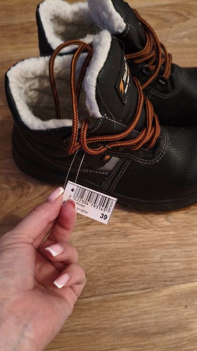 Рабочие ботинки новые