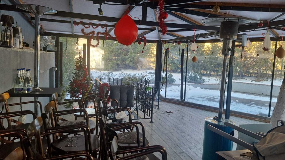 Spatiu comercial/ cafenea  la Parcul Carol