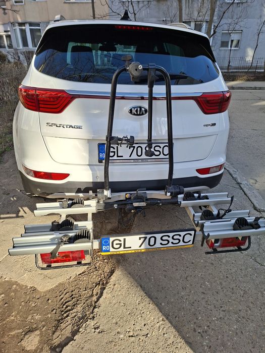 Inchiriez suport auto 3 biciclete