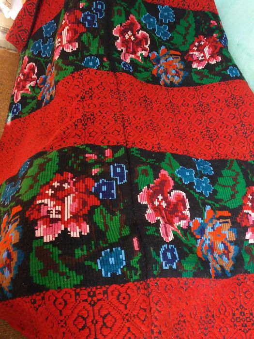 Ръчно тъкана постелка/ковьор 80 лв