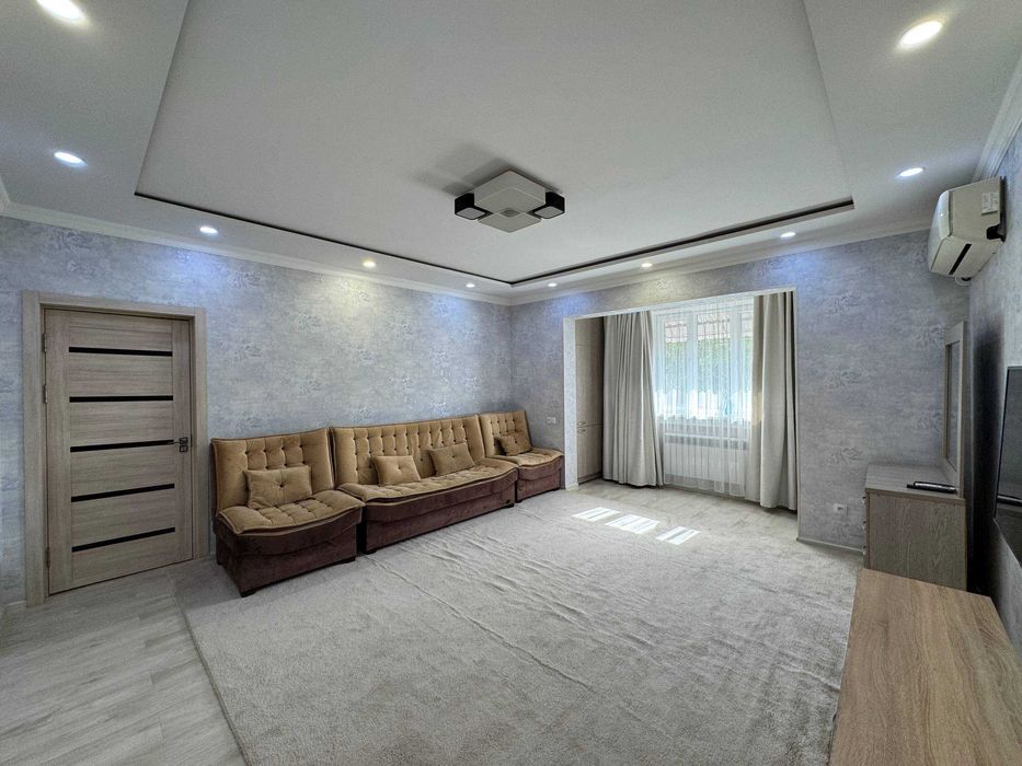 Продается 1-комн Квартира, 42 м2, Авиасозлар 1, 61-школа (87648)