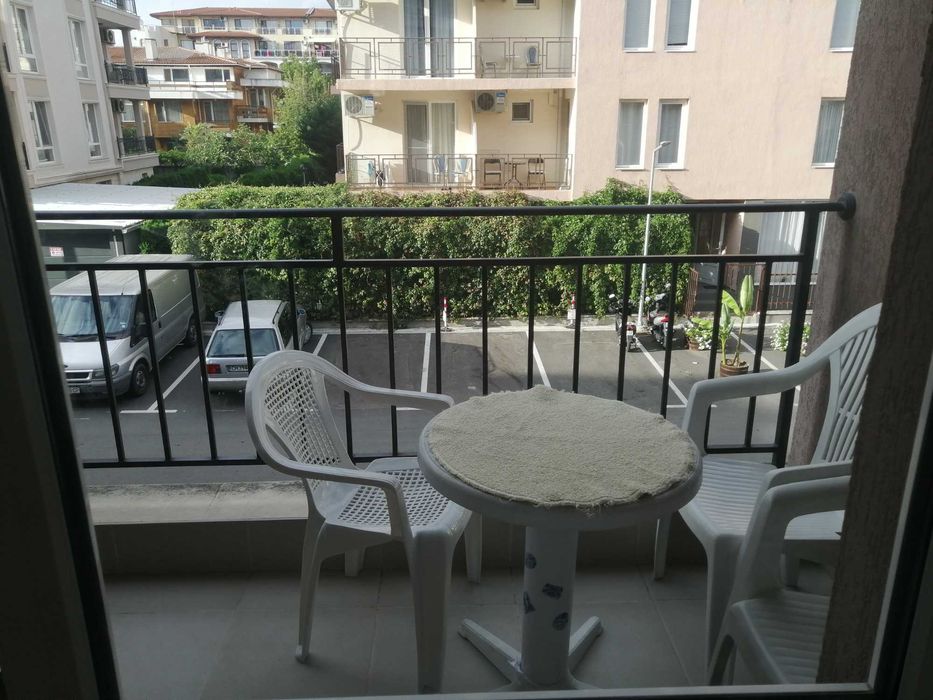 Дава се под наем Двустаен апартамент в к.к. Слънчев бряг - 65 кв.м за 270 € - Снимка #9