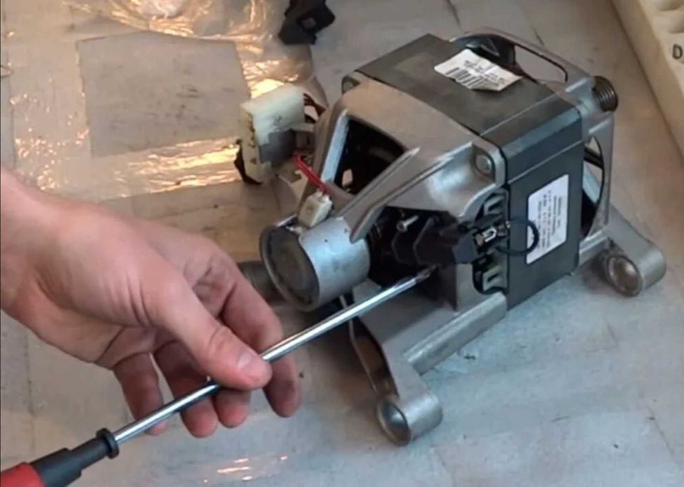 Мастер по ремонту стиральных машин, холодильников, морозилок.