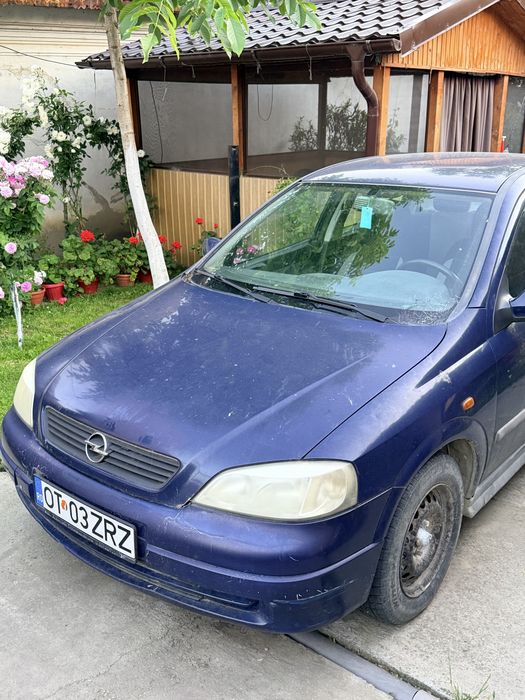 Se vinde opela astra g