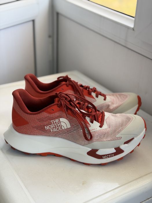 Кроссовки The North Face Vectiv 4