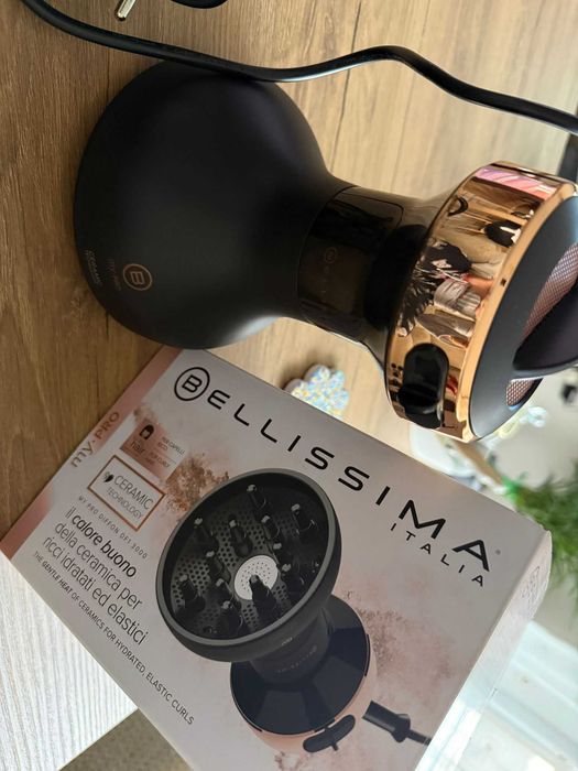 Сешоар за коса с дифузер за оформяне на къдрици