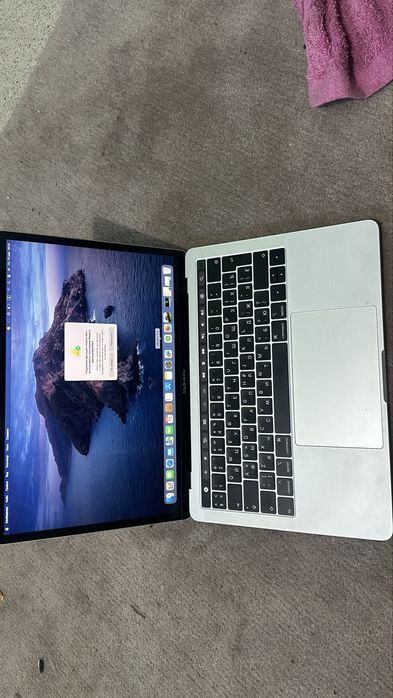 Macbook pro 2020 продам или обменяю