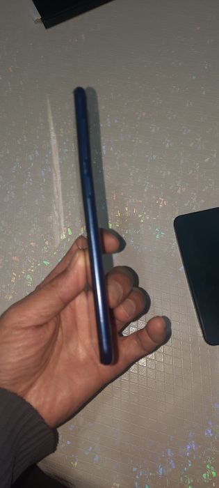 Продам телефон самсунг