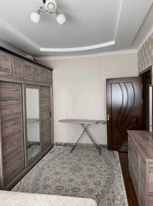 Юнусабад 13, 3 Ком не торец ор-р Кафе Анжир