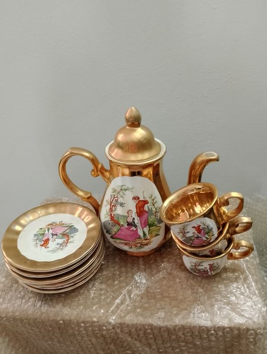 Продам сервиз чайный