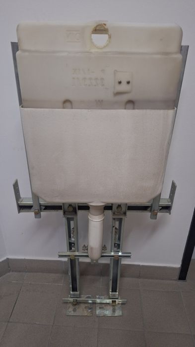 Продам  инсталляция  от унитаз