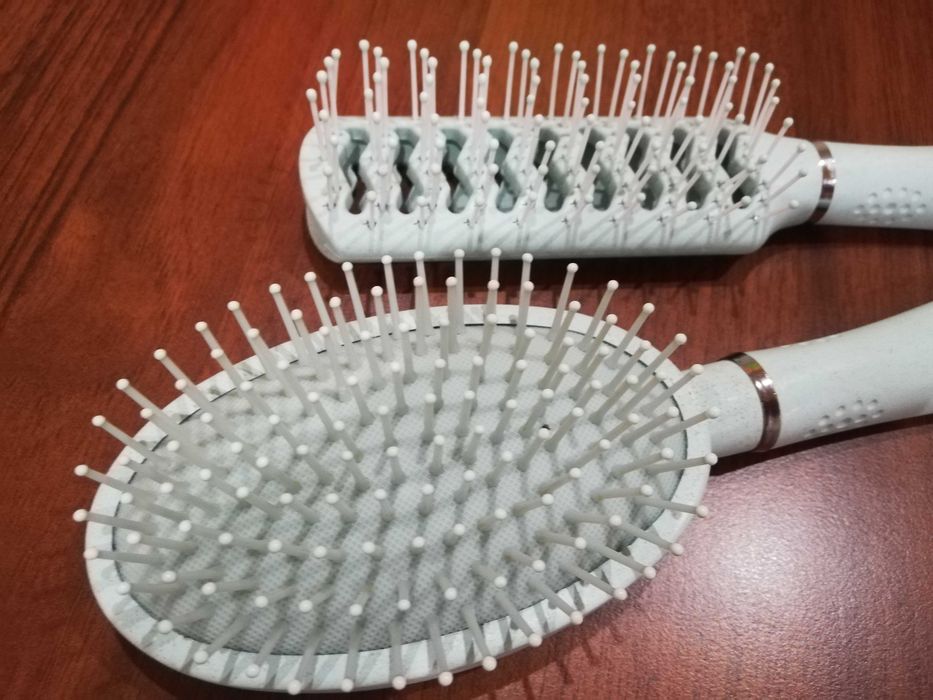 Четки за коса Standelli - 2 бр.