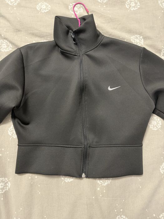 Късо горнище Nike