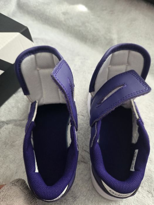 Adidași Adidas usori