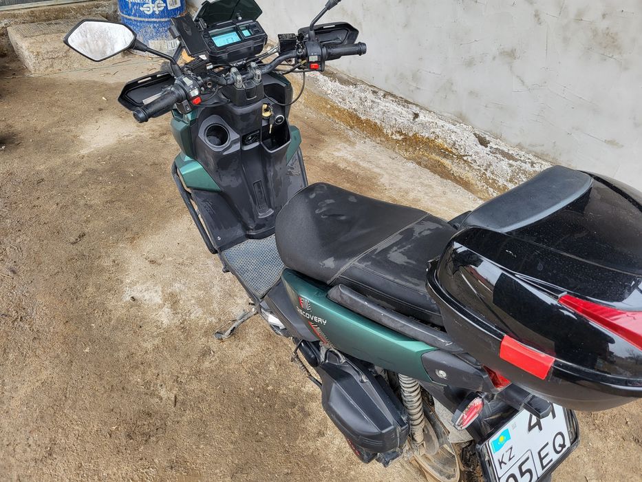 Мопед Танк продам