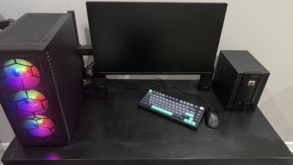 Компьютер с RTX 4060 и с полным комплектом