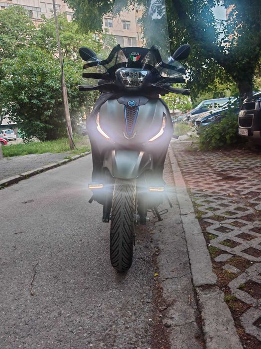 PIAGGIO Beverly 400 hps