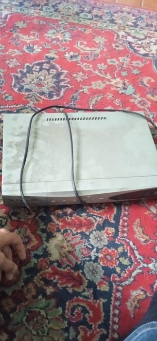 Продам тюнер на тарелку