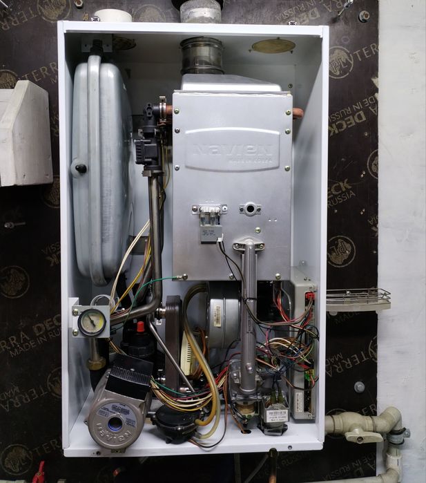 Продам котел Navien