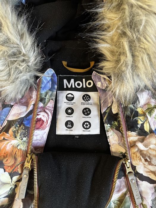 Зимняя куртка Molo для девочки 110