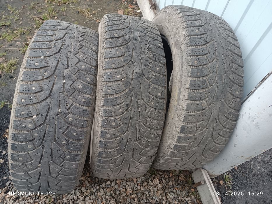 Резина зимняя r17
