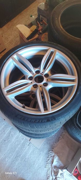 Bmw f10/11 Летни гуми с джанти 245/40/19